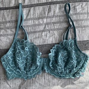 Victoria’s Secret Pink lace bralette